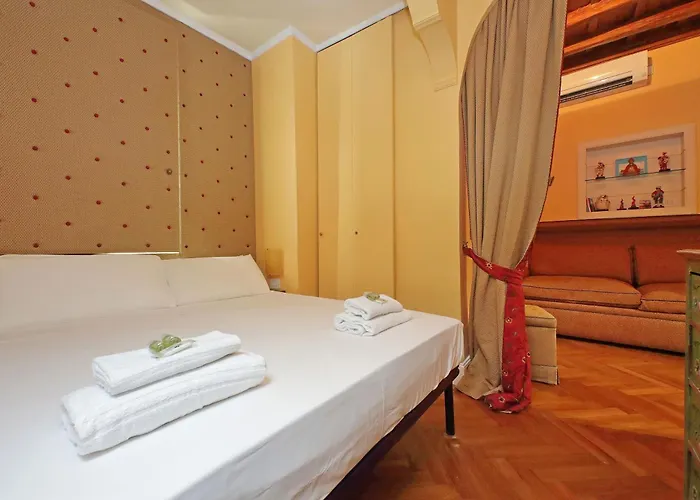 Pantheon Luxury 公寓